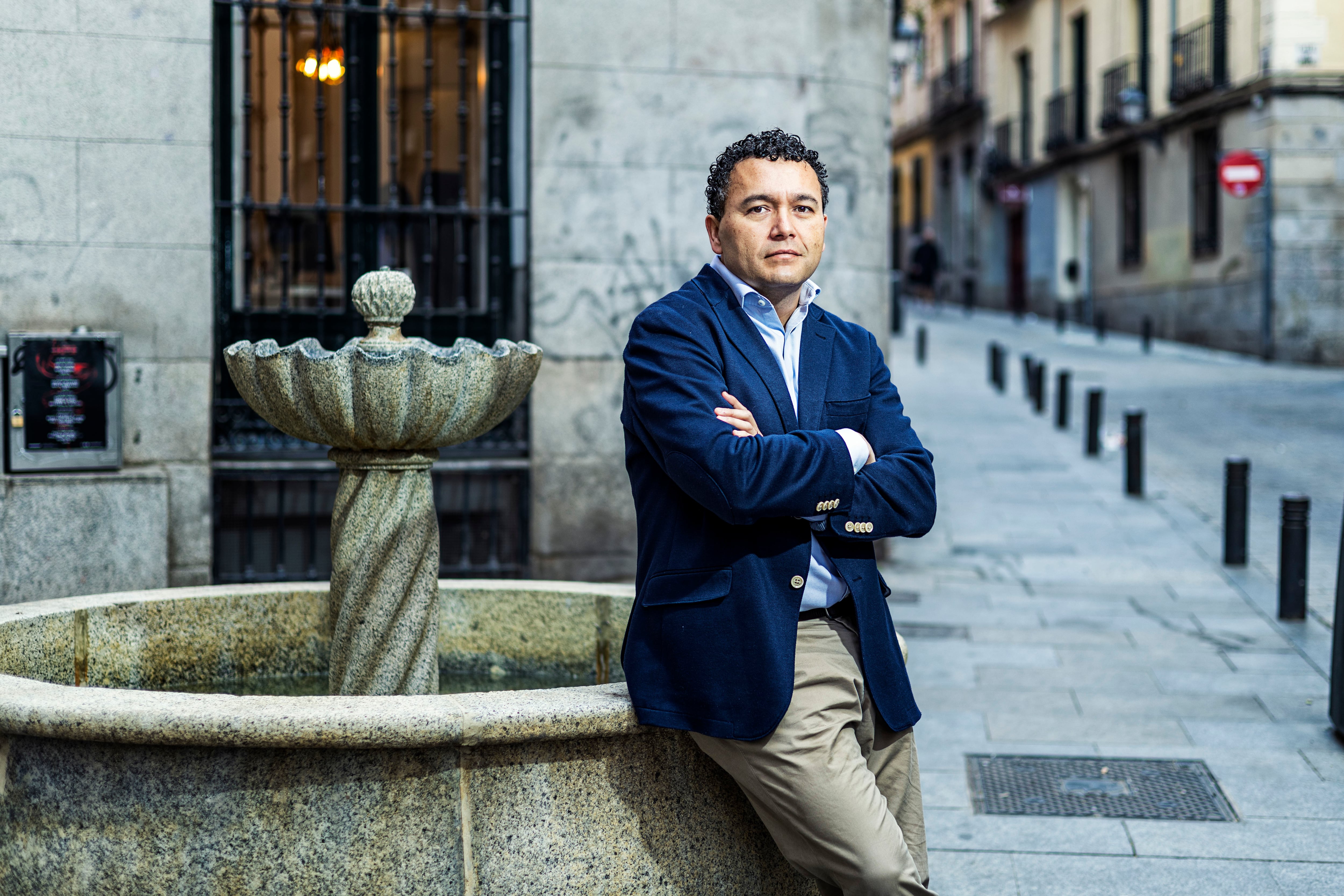 Alfredo Rodríguez Muñoz, psicólogo: “El negocio de algunas tecnológicas radica en que tú duermas menos; el sueño es el enemigo”