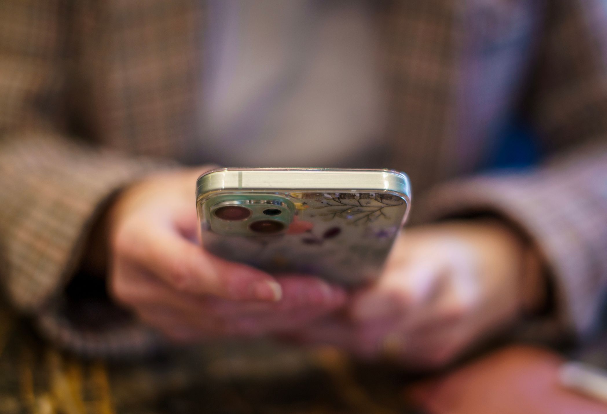 Cómo silenciar llamadas de usuarios desconocidos y spam en WhatsApp